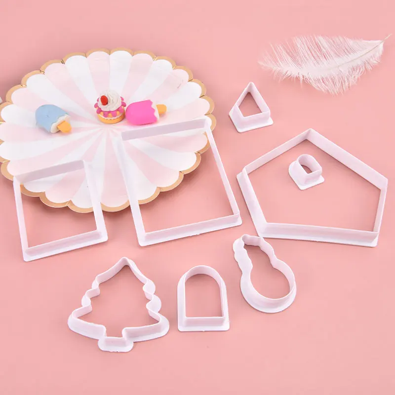 8Pcs Plastic Cookie Cutter Set 3D Christmas Gingerbread House Mould DIY Biscuit Mold Pastry Cake Stamp Baking Tools Accessories