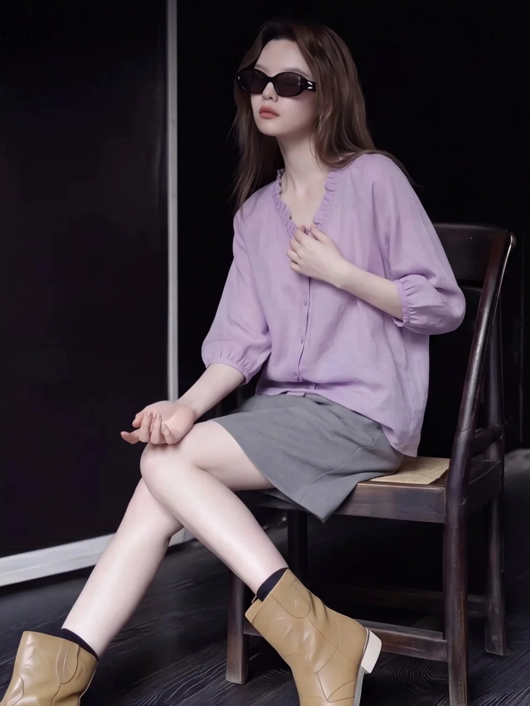韓国スタイルの純色 V ネック女性のシャツ優しい風シングルボタンデザイン夏のファッションカジュアルルーズフィット 7 スリーブ 1