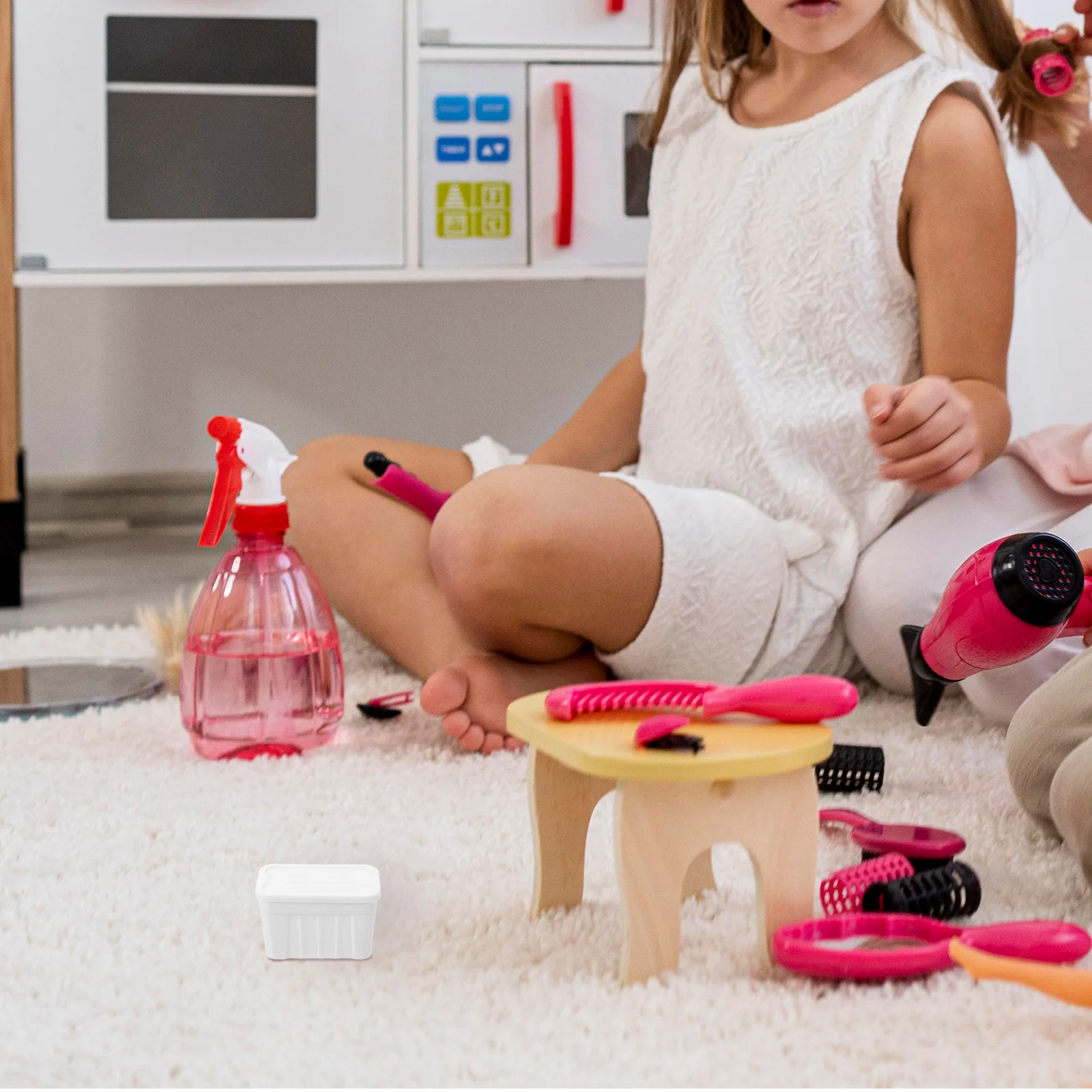 Mini Plastic Storage Box 1:12 White Closet Bin with Lid for Dollhouse Room Kitchen Pantry Storage Miniature Scene Decoration