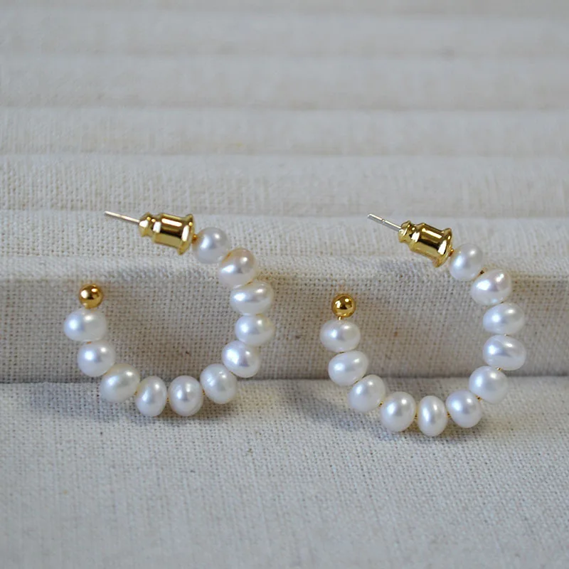 New Year Fashion Freshwater Pearl Beads Circle Hoops Daily Simple, Light Luxury, High-end, C-shaped Temperament Stud Earrings