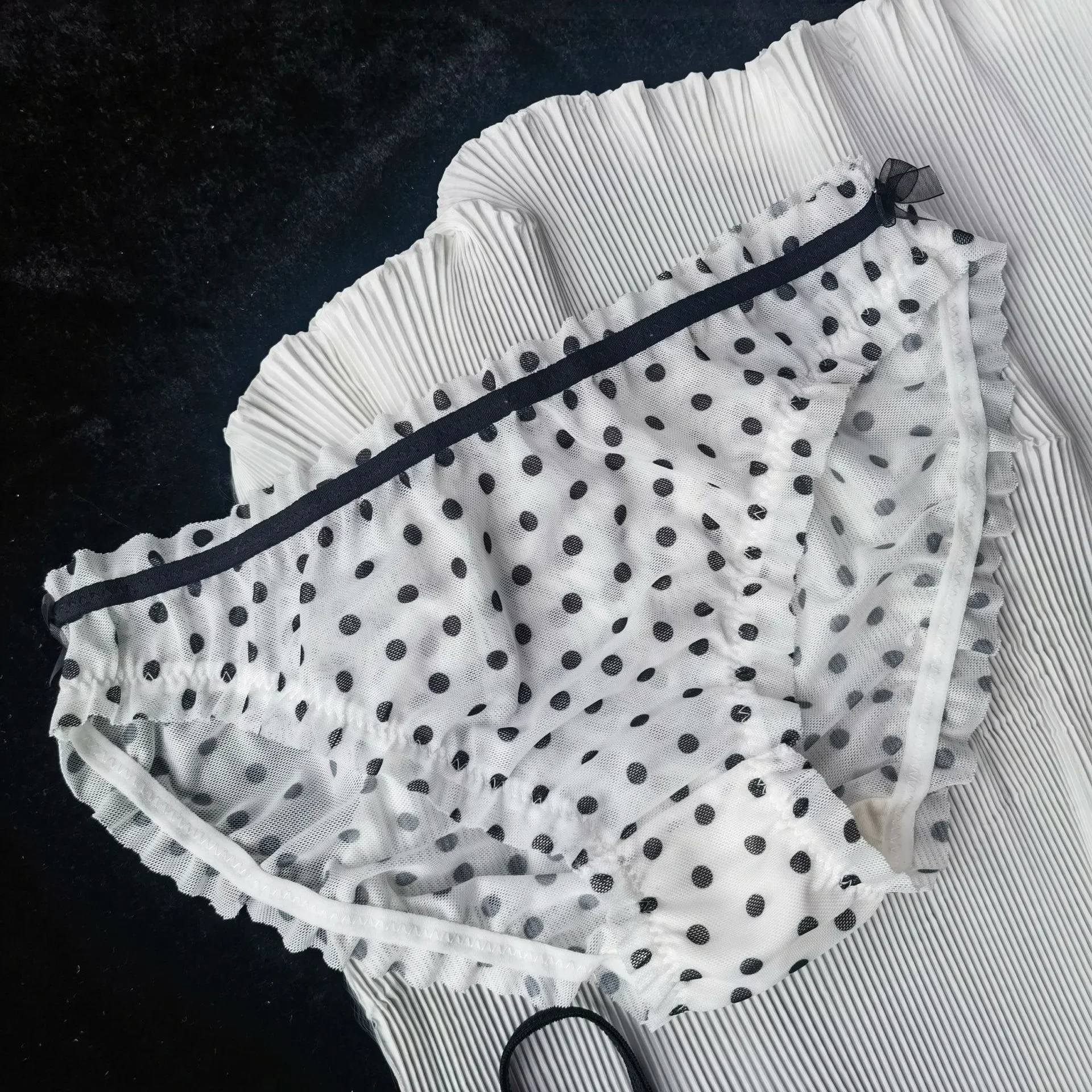 2024 Japanese Dotted Full Lace Wrap Hip Lolita Wind Breathable Comfortable Candy Color Mesh Transparent Underwear Panties Women