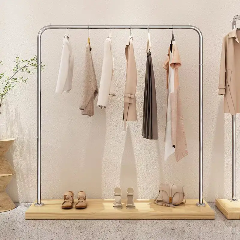 

High-end clothing store, solid wood Nakajima display rack, floor-to-ceiling type, special hanger.