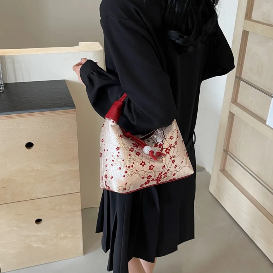 

Portable Embroidered Chinese Style Handbag Purses Canvas Hanfu Embroidery Handbag Mini Shoulder Bag Silk Cheongsam Bag Party Sac
