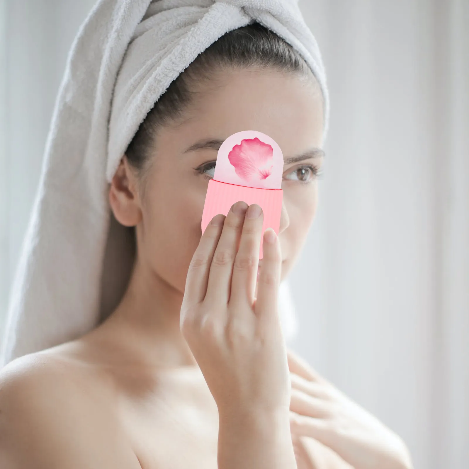 Ice Facial Roller Silicone Face Massager Reusable Skin Care Tool For Face Eye Massage At Home Travel Skincare Beauty