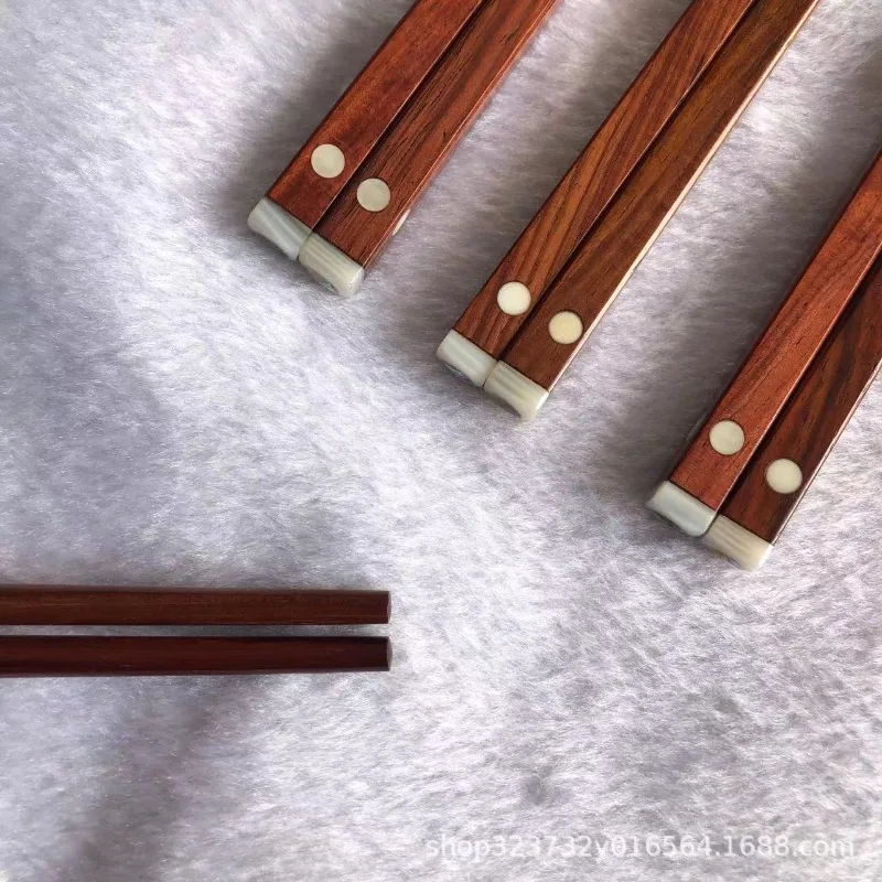 

Premium Natural Redwood Chopsticks with Lao Big Red Sandalwood and Cat Eye Square Design for Hotel and Household Use