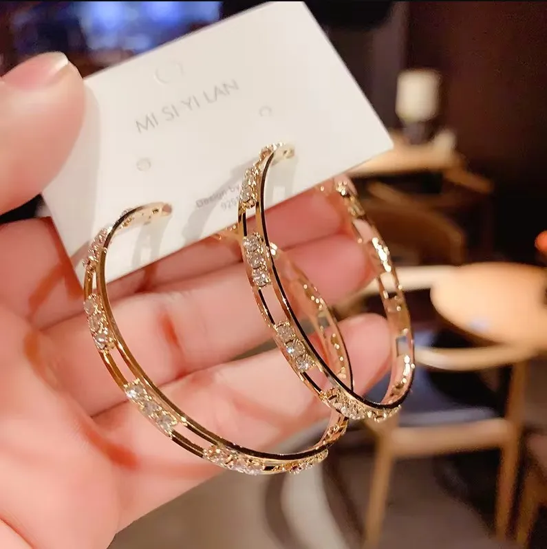 Luxury Female Big White Round Hoop Earrings Fashion Gold Color Color Wedding Earrings Double Zircon Stone Earrings For Women image 4