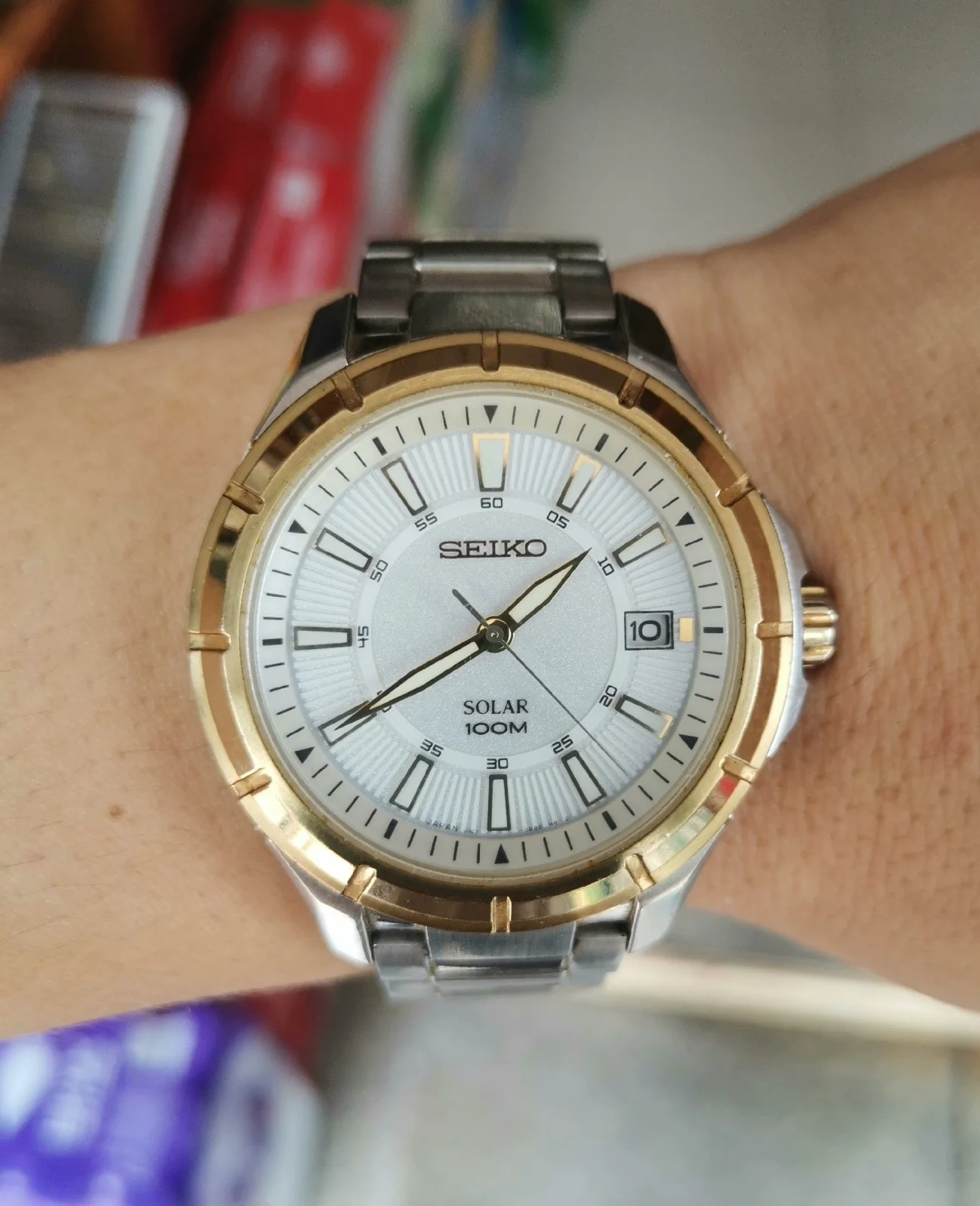 Seiko Oryginalny japoński męski zegarek Solar Series10 Bar Wodoodporny zegarek biznesowy ze stali nierdzewnej SNE084J1