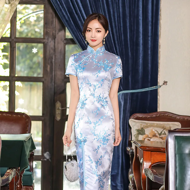 

2025 Large Size Qipao Elegant Sexy Retro Slim Cheongsam Traditional Mandarin Dress Chinese Evening Party Gown COSPLAY Clothes