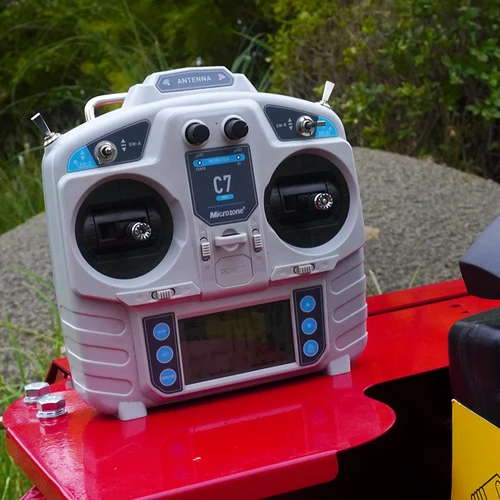 Robot tondeuse à gazon personnalisée, télécommande sur chenilles, tondeuse à gazon multifonction avec télécommande pour jardin et fermes