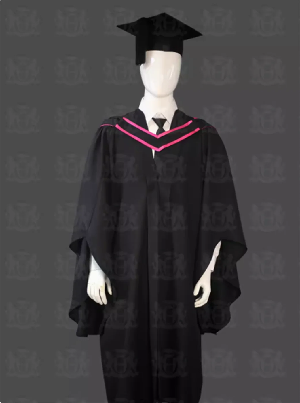 

University of the Arts London Bachelor's and Master's Clothing, Doctoral Clothing Customization