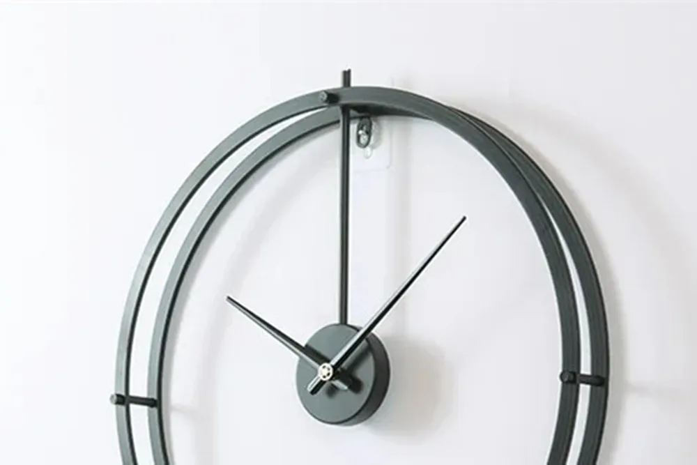 

Modern Minimalist Home Wall Clock, Semi-circular Metal Silent Clock 60CM