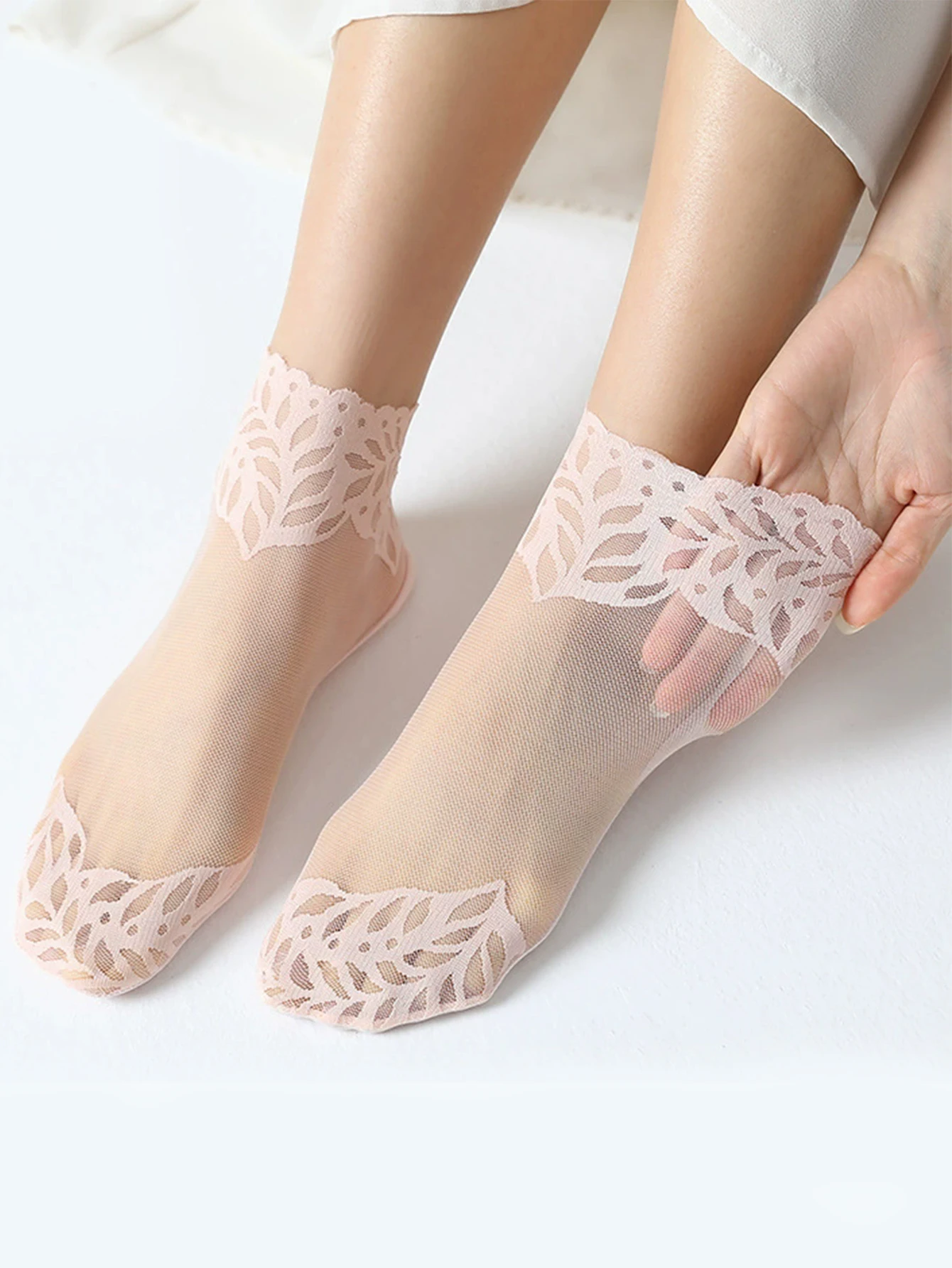 SocksFor Women Spring And Autumn Thin Silk Stockings Cotton Sole Summer Breathable Mesh Mid Tube Short Socks Lace Socks 5pairs