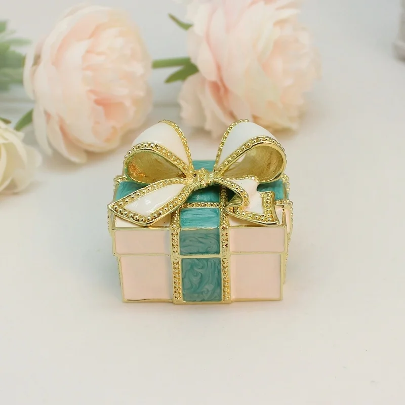 SHINNYGIFTS Pink Blue Pewter Enamel Trinket Box Wedding gift bow, wedding ring storage box