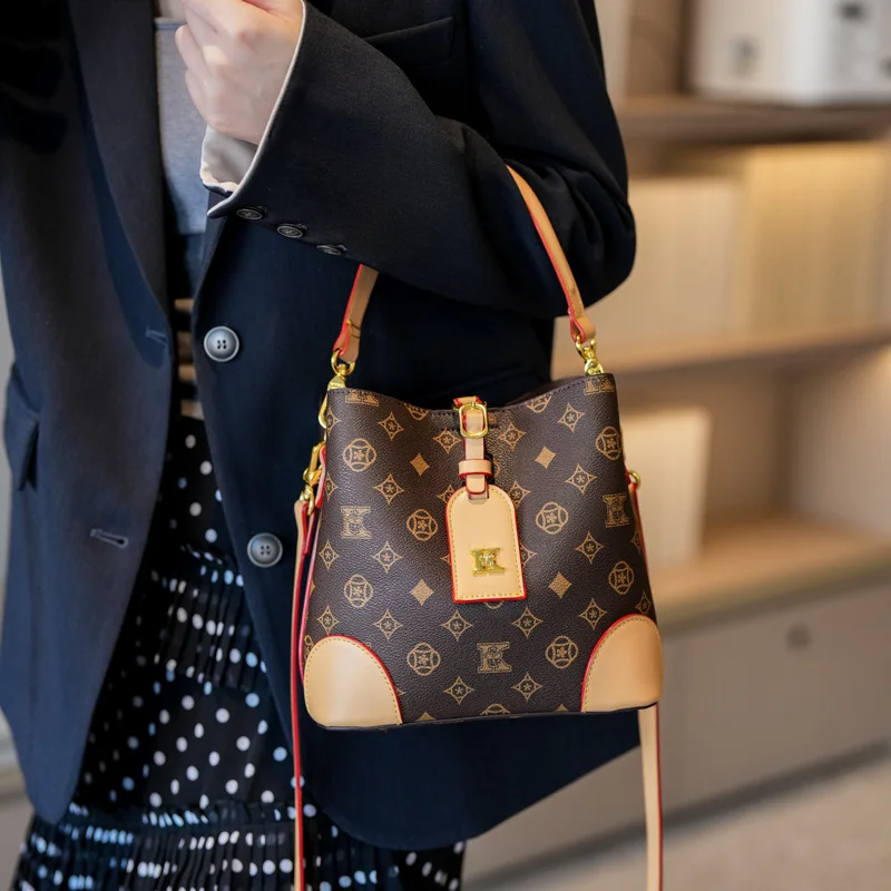 

2025 Women's Premium Vintage Bucket Bag - Cross - border New Trend, Large - capacity & Versatile Shoulder Messenger