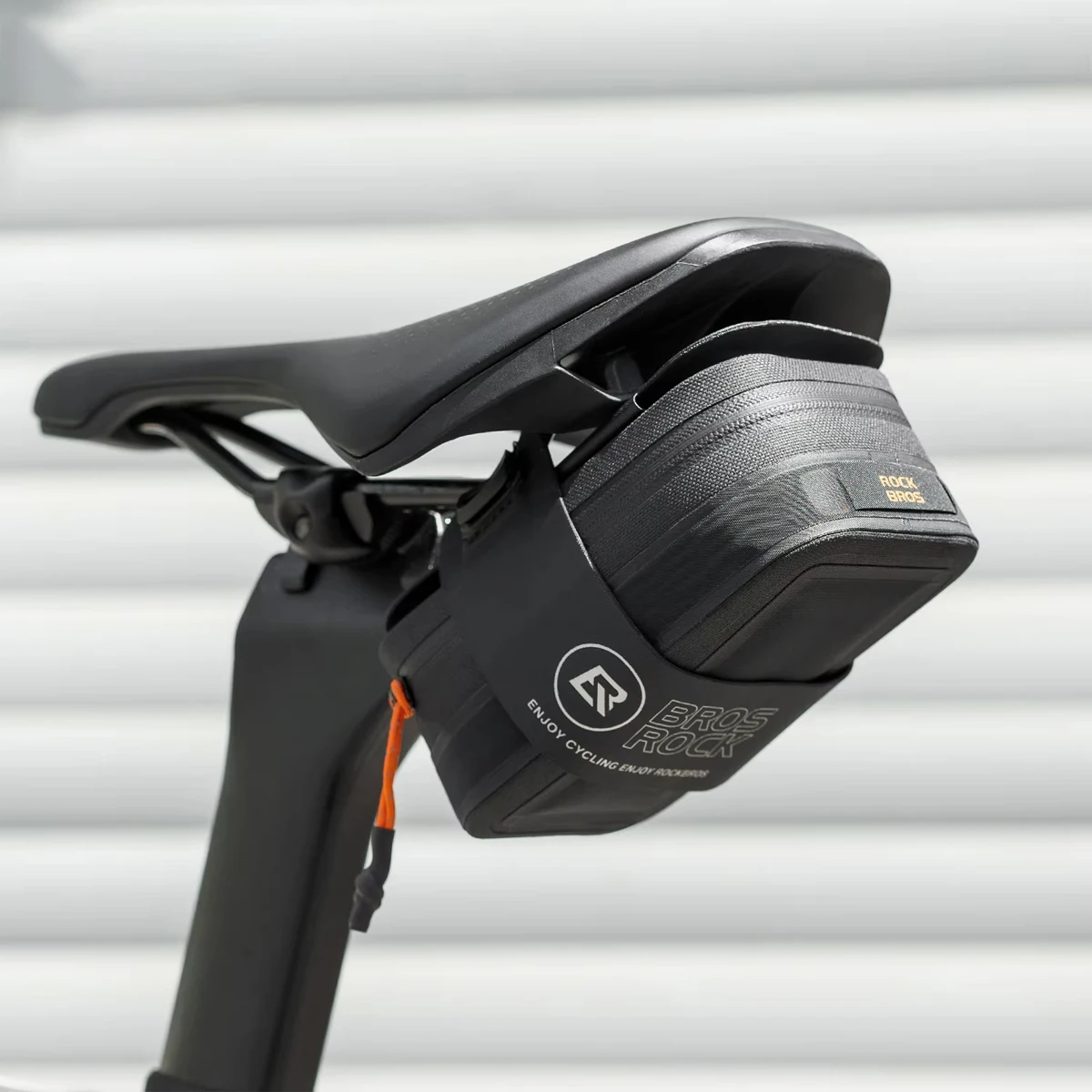 

Bicycle Saddle Bag Portable Tail Bag Seamless Waterproof Wear-Resistant Rotating Lacing Buckle Mini Saddlebag Bike Accessory