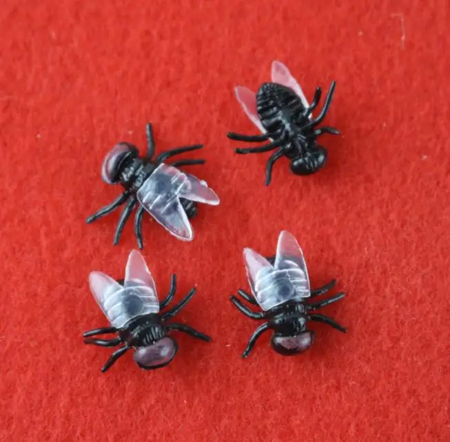 50pcs /lot Prank Funny Trick Joke Special Lifelike Model Simulation Fake flies insect model Halloween gift