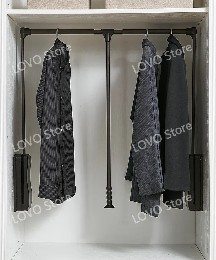 Haste de elevação e suspensão para guarda-roupa