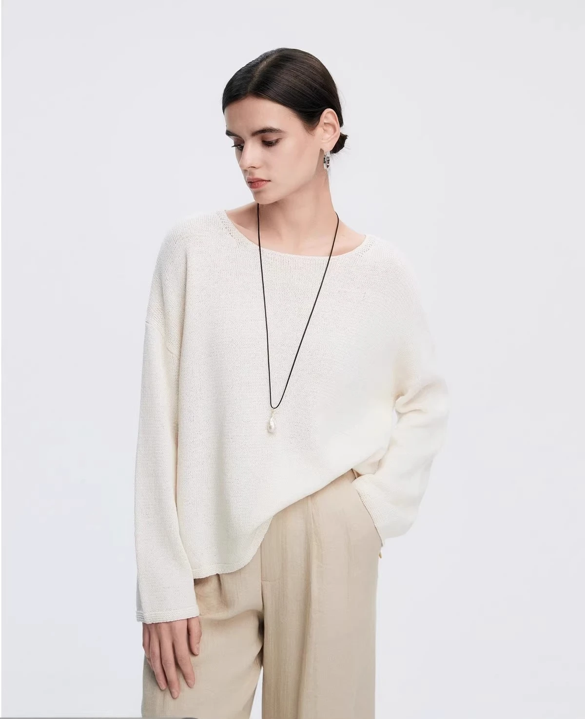 

Cotton and linen knitted long-sleeved smock female Spring/Summer 2025 The loose linen blouse is relaxed and lazy