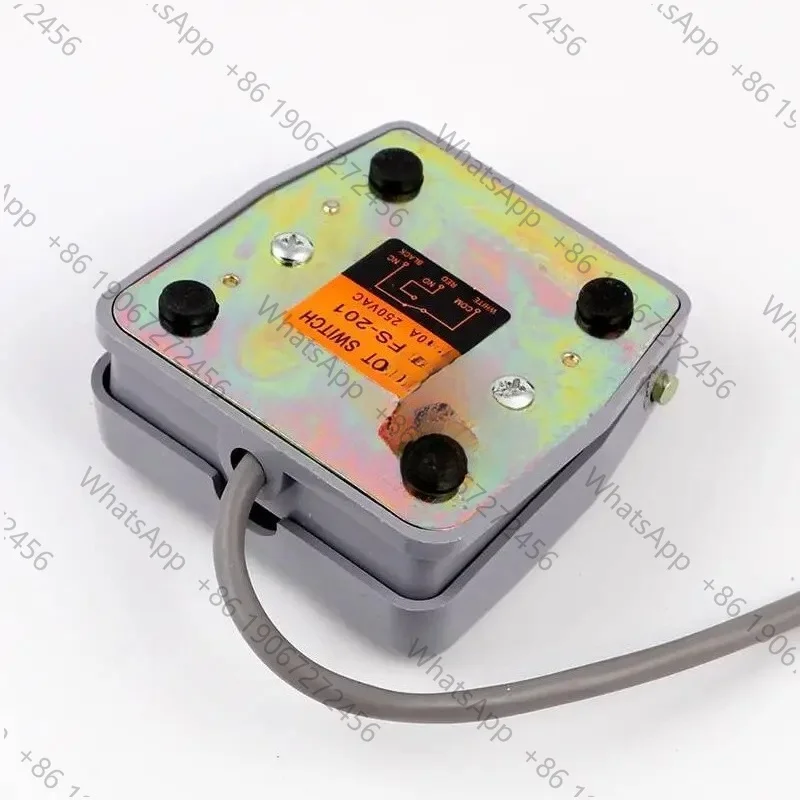 Foot switch TFS-201 Foot switch Aviation plug 2 3-core dispensing machine Terminal machine Pedal switch 2m