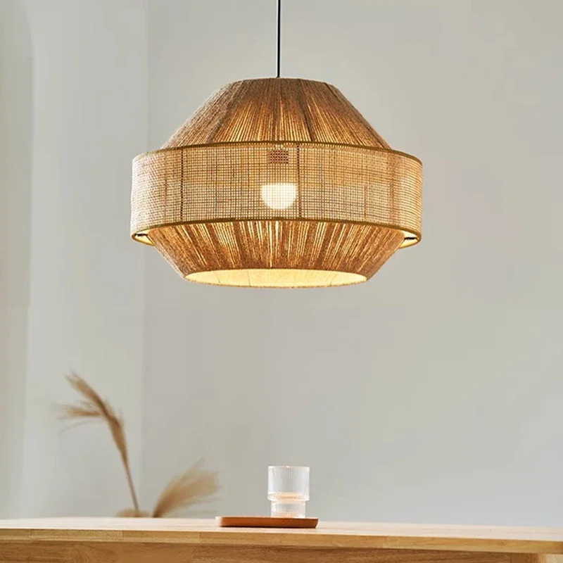 

Фонарь в японском стиле, люстра в стиле ретро, подвесной светильник из ротанга для гостиной, спальни, ресторана, плетеная лампа из пеньковой веревки из ротанга