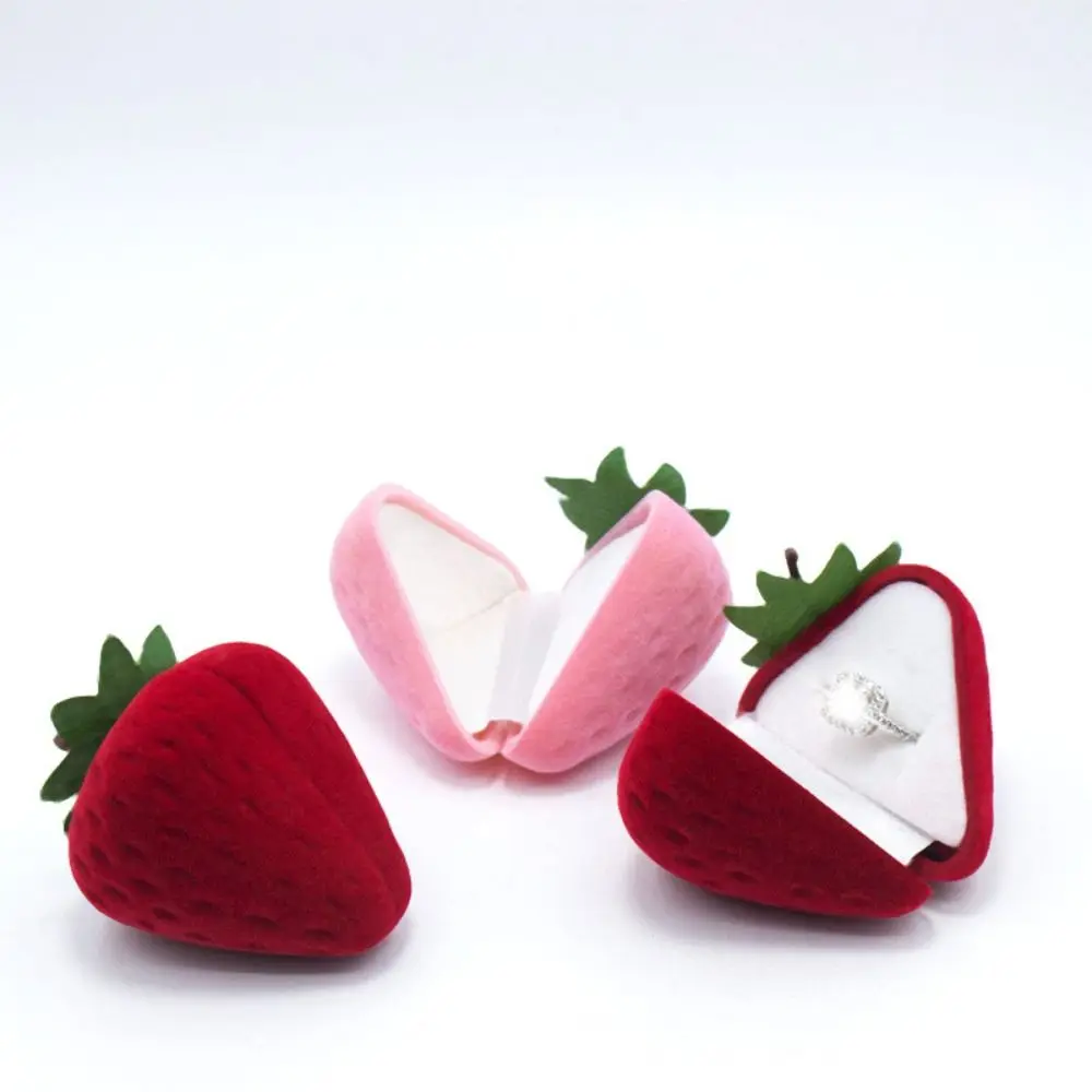 

Флокированная пластиковая коробка для колец с клубникой, подарочные коробки, романтический органайзер, держатель для колец, красный, розовый, коробка для хранения флокированных колец