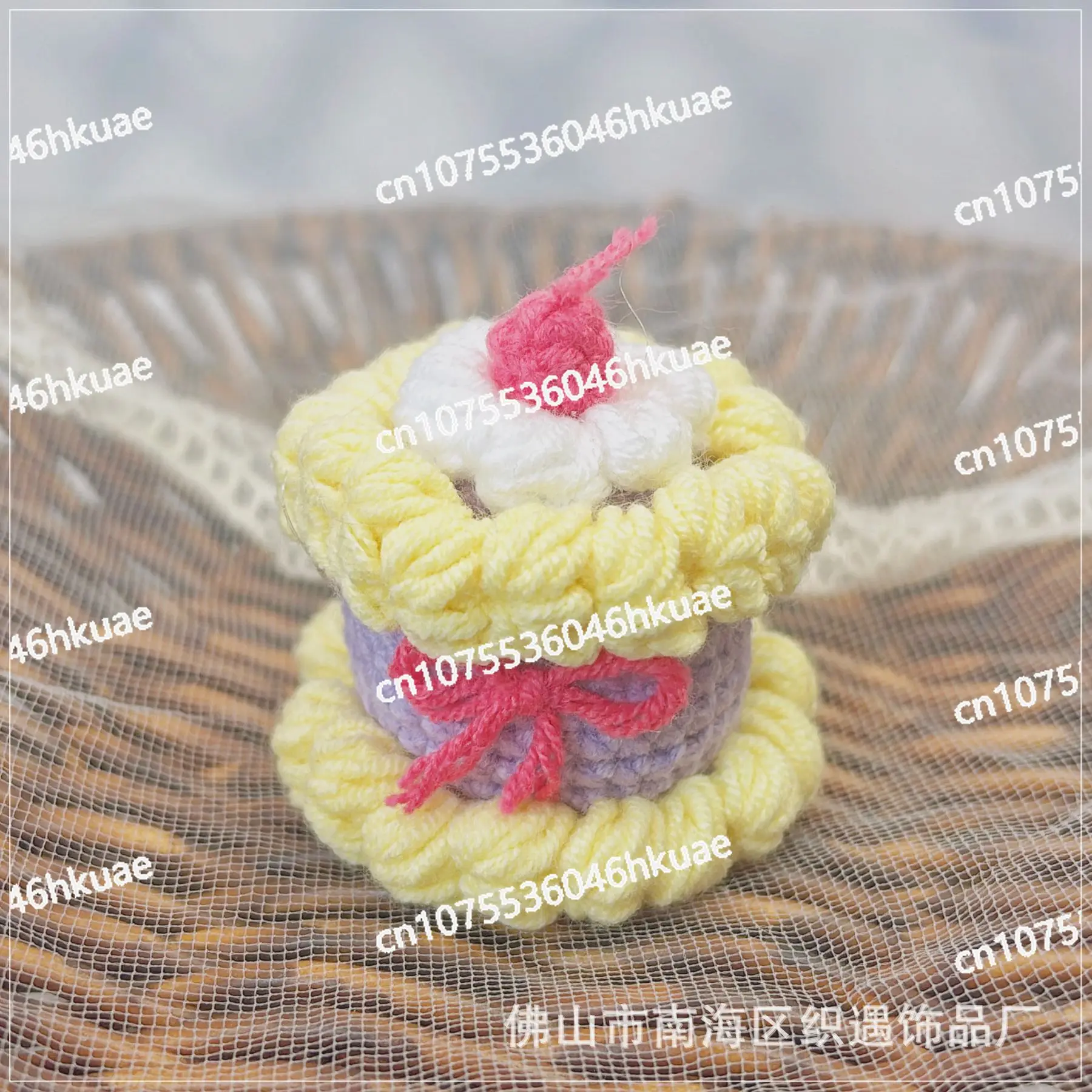 

Hand-crocheted western dessert ornament keychain bag pendant doll accessories gift simulation small cake