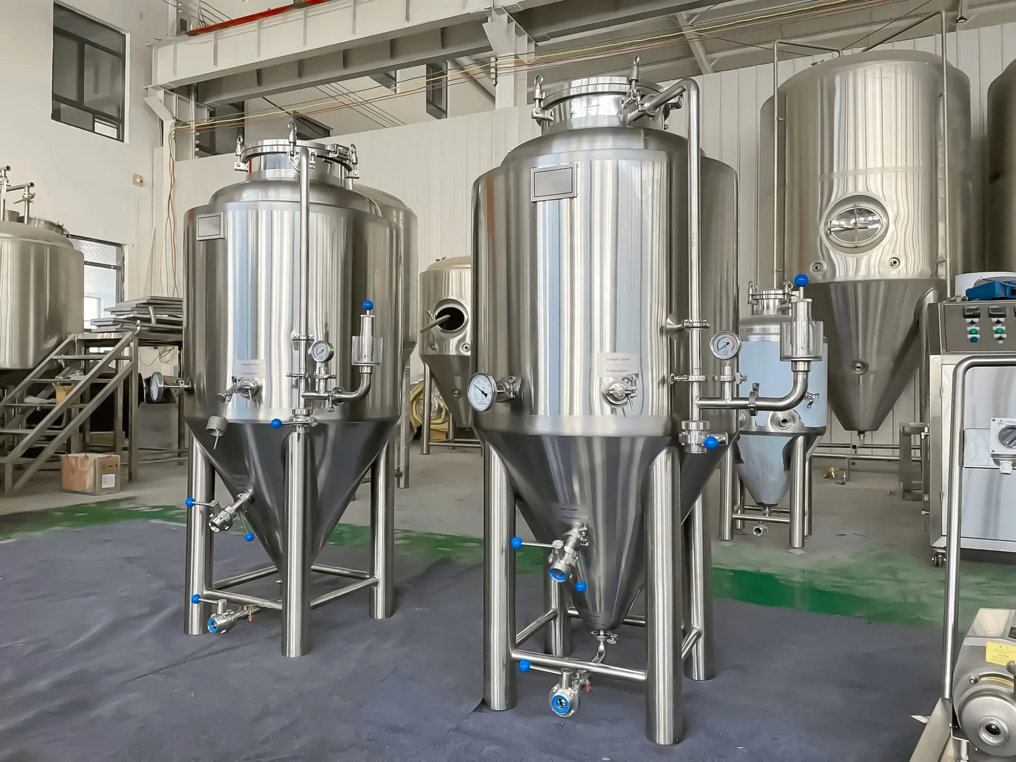 Good 100L 200L 300L 400L Conical Beer Brewing Equipment Stainless Steel Food Grade Fermenter