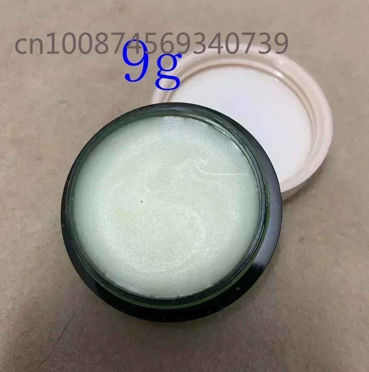 ماكياج العناية بالشفاه بلسم الشفاه المغذي للماء ملمع الشفاه الشفاف العناية بالترطيب