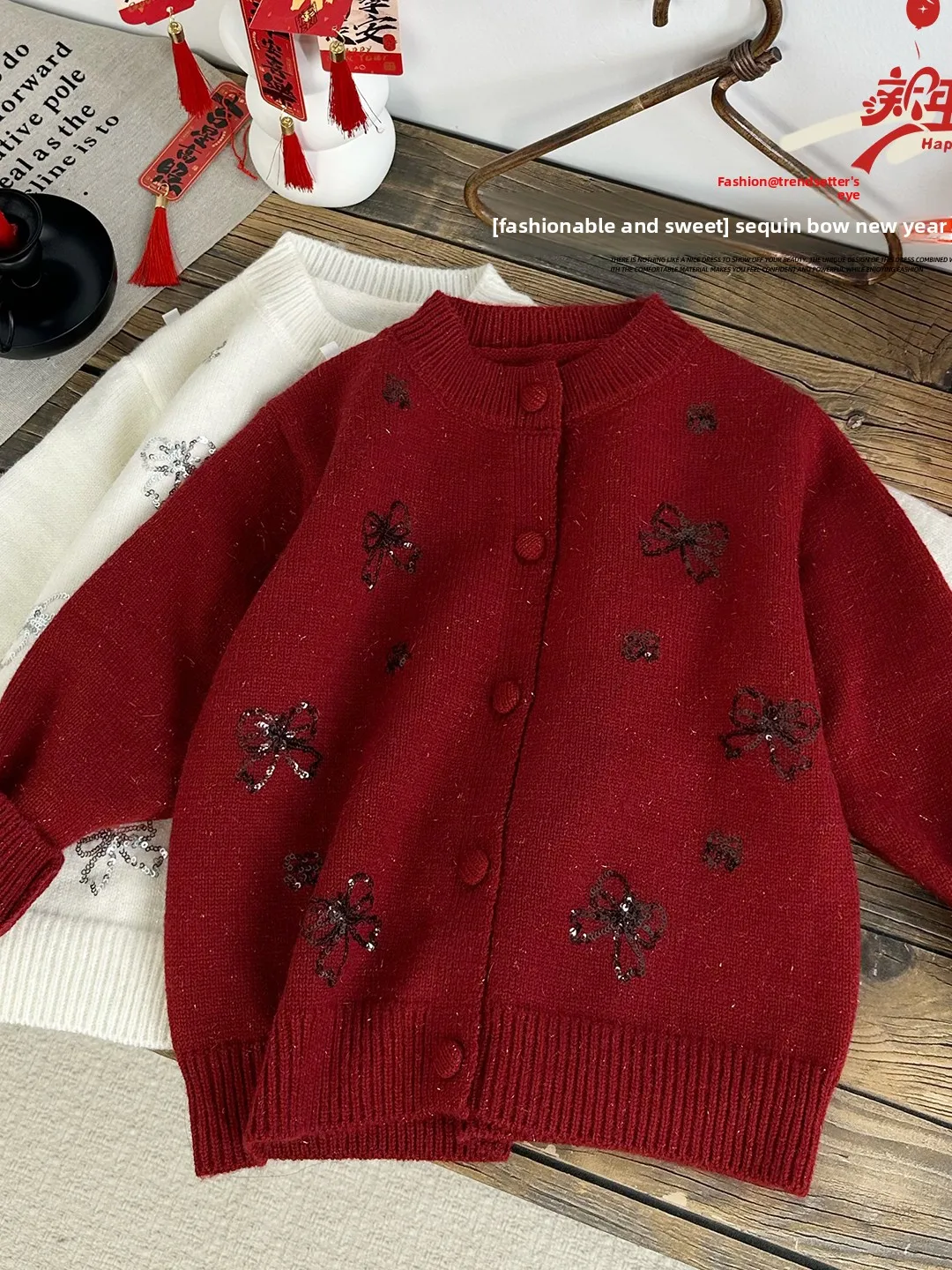 Red Thiened Winter …