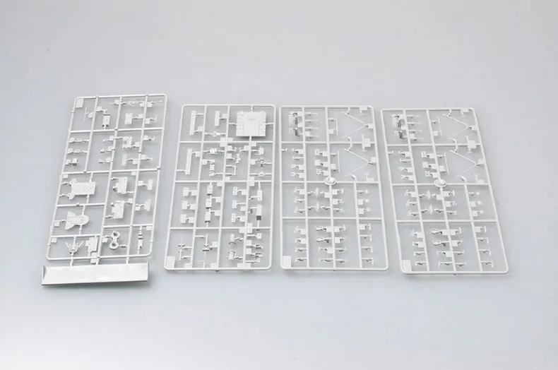 

Toys 1/700 Trumpeter 05756 Jeremiah O Brien/ John W. Brown Liberty Ship Static Model for Collecting TH05297-SMT2