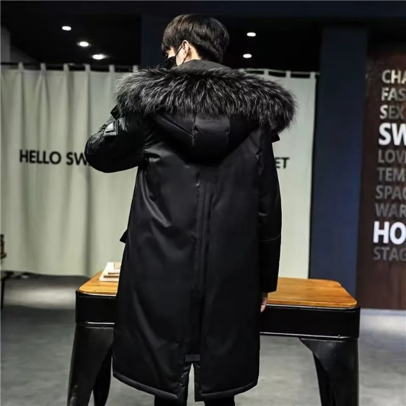 Una nueva moda, ropa de algodón blanco grueso, chaqueta para hombres y mujeres que realzan las rodillas, parejas de invierno, cálida, cómoda y a la moda