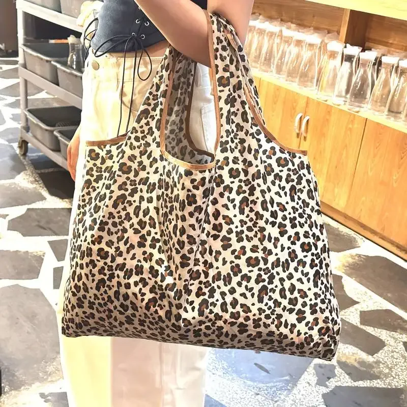 Large Capacity Leopard Print Hand Shopping Bag Women's Daily Folding Handbag