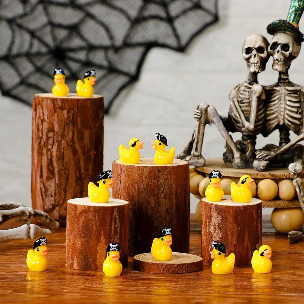 60Pcs Mini Resin Duck Halloween Pirate Tiny Ducks Little Pirate Mini Ducks Cute Miniature Resin Duck Miniature Figures Ornament