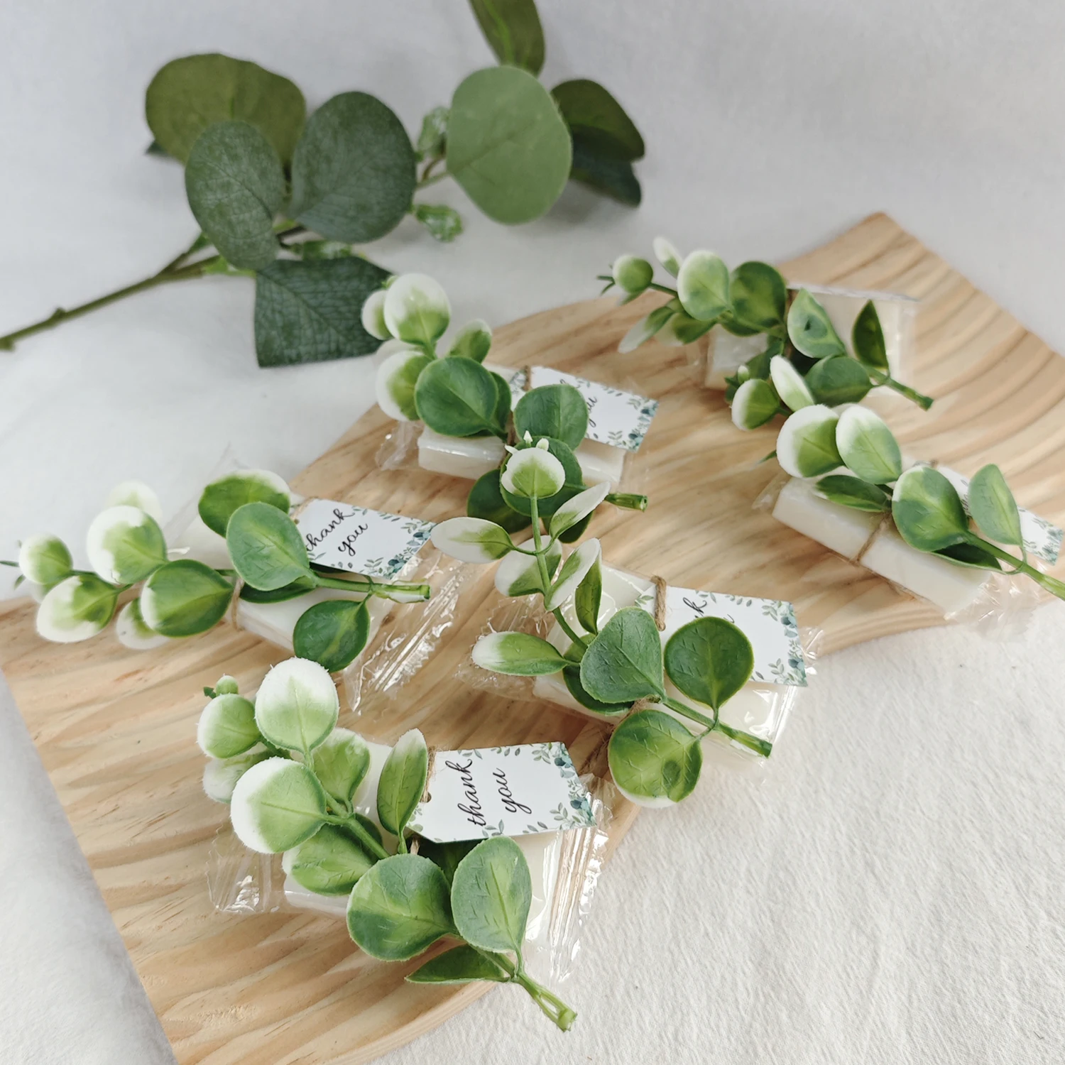 

30 шт. ароматизированное мыло с открытками «спасибо», мини-искусственный лист эвкалипта для свадьбы, свадебного душа, юбилея, дня рождения