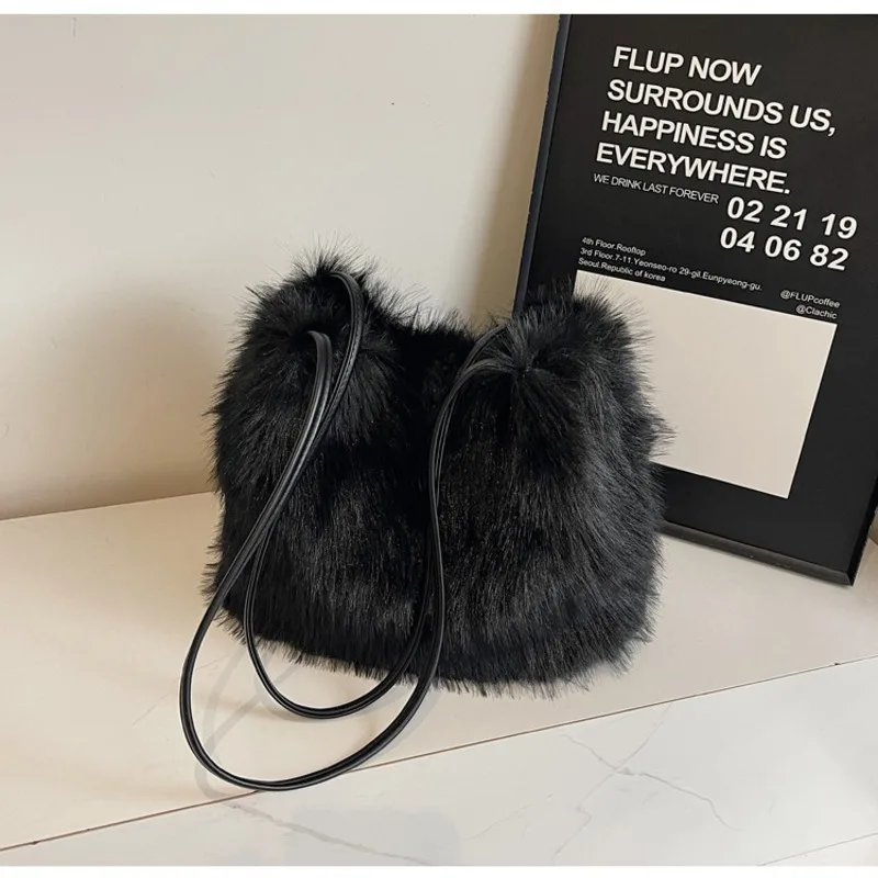 Faux Fur Tote Bag Women's Bucket Plush Luxury Ladies Handbags Soft Winter Crossbody Shoulder Bags For Winter Hot Selling