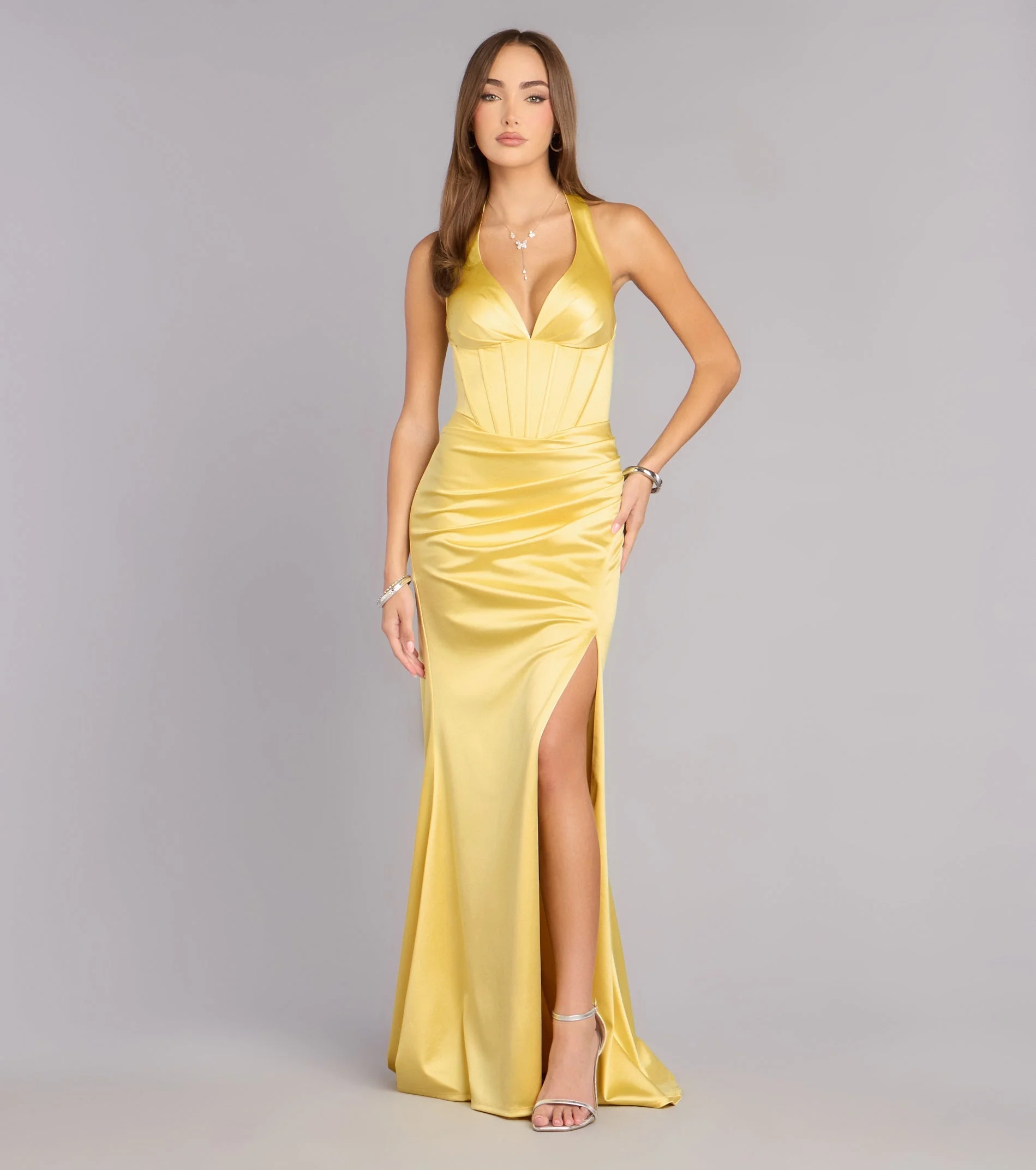 Elegant Yellow Mermaid Maxi Dress Women's Halter Plunging V Neck Pleated Bust Ruched Waist Bodycon Dresses Lady Daily Vestidos
