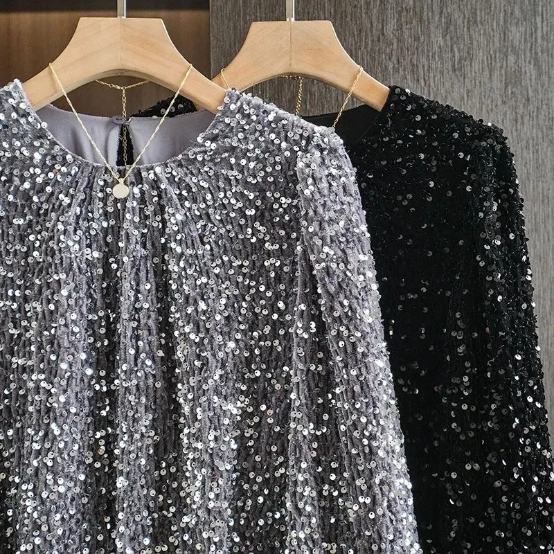 2025 Jesienno-zimowy wzór Ciężki cekinowy T-shirt z długim rękawem Dla kobiet Moda Okrągły dekolt Wszechstronny Temperament Casual Tops