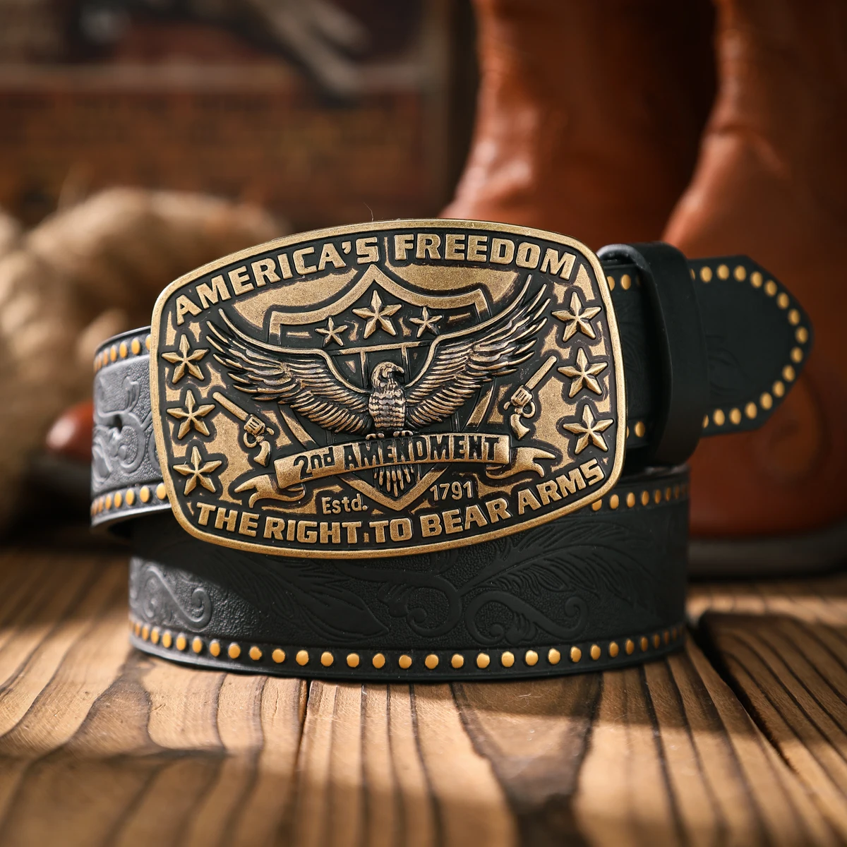 A Casual and Retro Belt, a Waist Accessory for Western-Style Clothing, Metal Buckle, PU Belt, Suitable for Both Men and Women