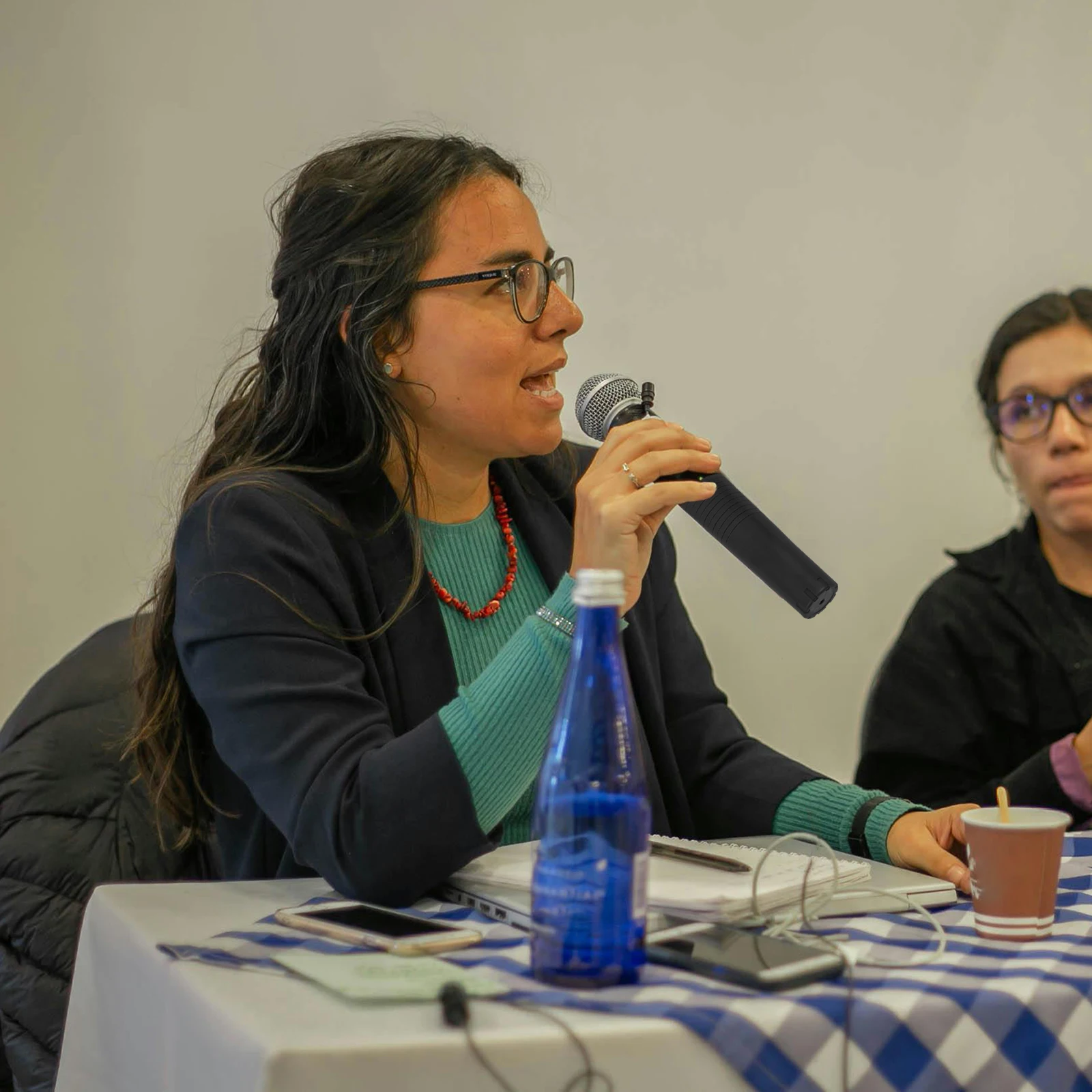 

2Pcs -slip Shock-proof Tail Cover for Mic Pink Soft Silicone Protection Handheld Microphone Handle Sleeve