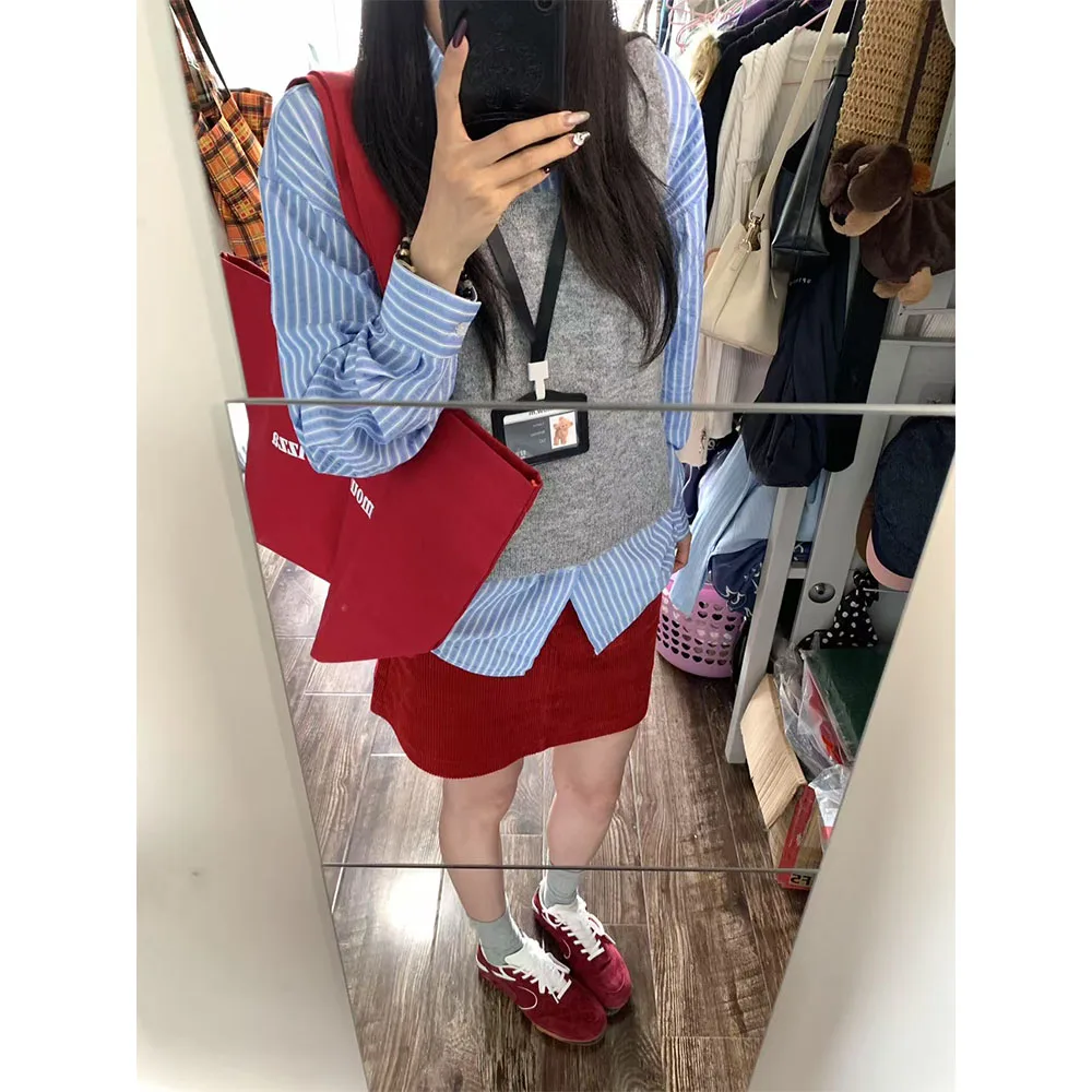 

UVPU ey U-Ne Vest Cleanfit Sle Women's ort Svel Top Inner Wear Faionable Casual Vest for Autumn Season