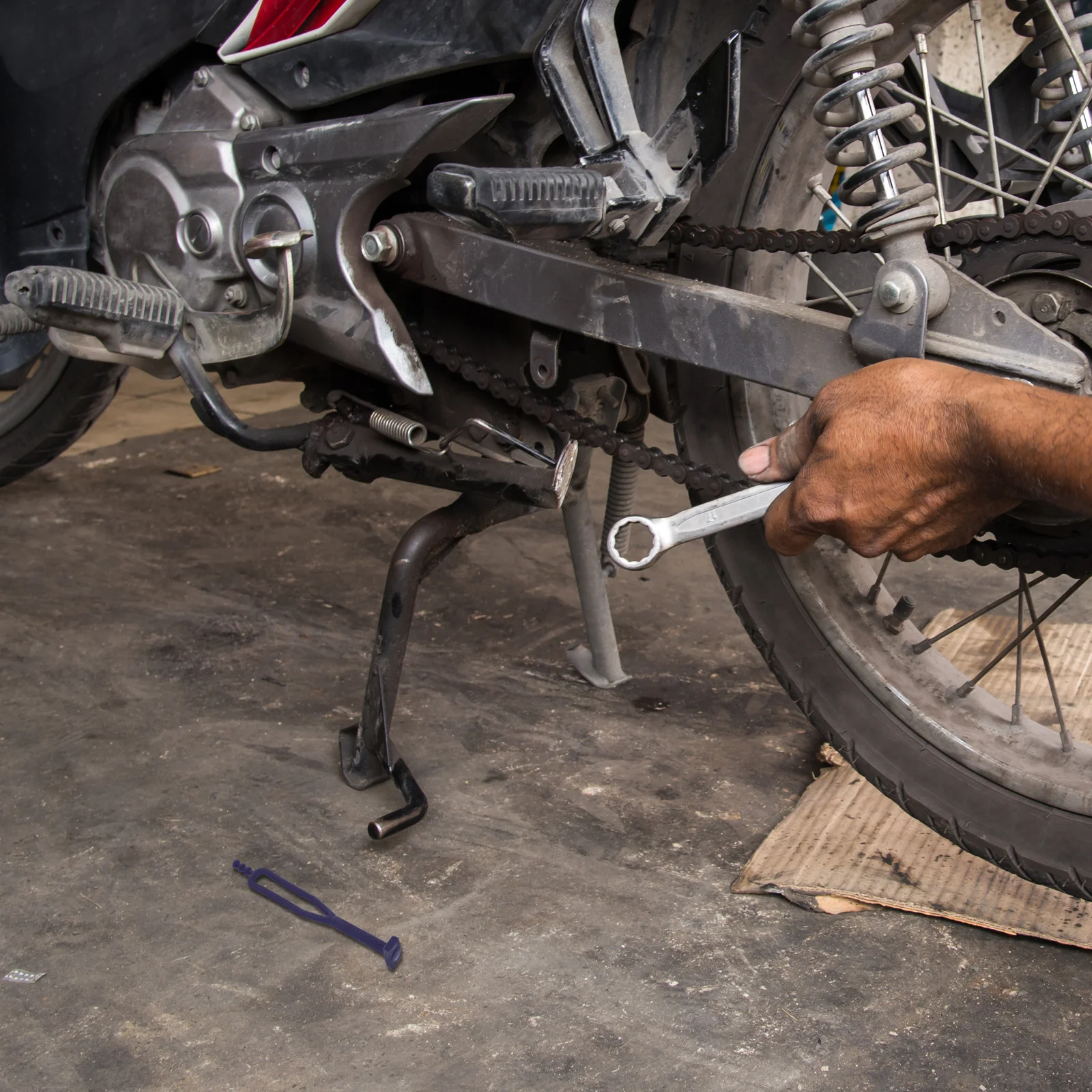 

Motorcycle Side Stand Rubber Strap For Off-Road Motorcycles Durable Kickstand Foot Strap Scooter Parts Replacement Motorcycle