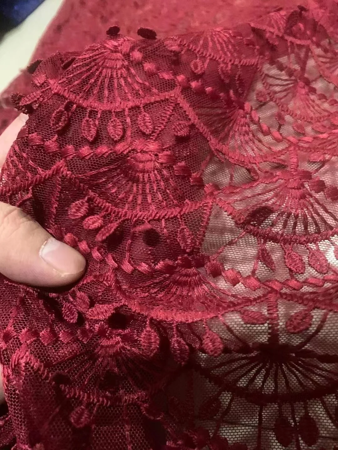 new-heavyweight-red-water-soluble-3d-lace-fan-shape-clothing-fabric-high-end-hollow-out-lace-material-fashionable-design