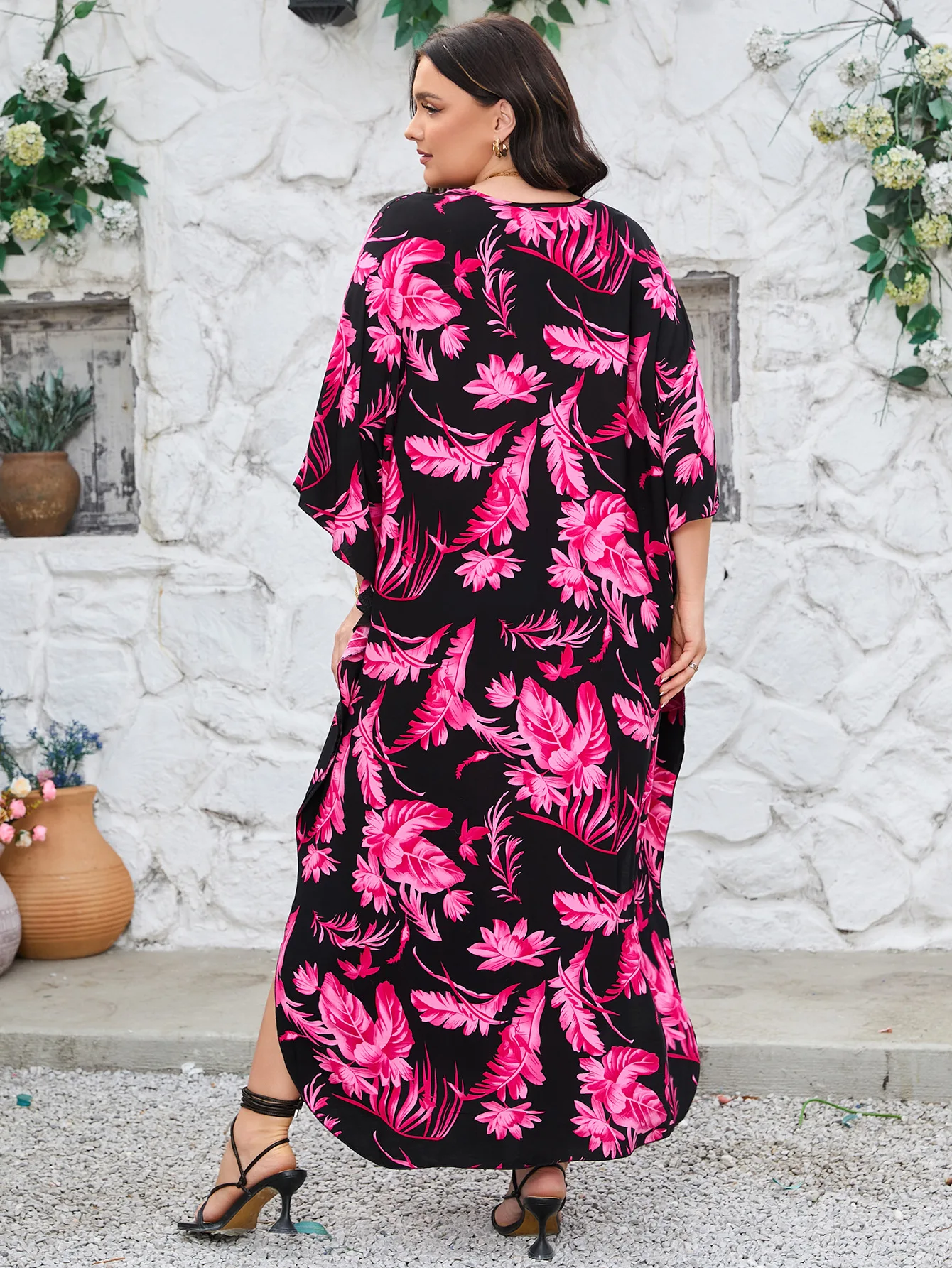 2026 Nuovo abito da spiaggia caftano da donna con stampa etnica caftano taglie forti estivo