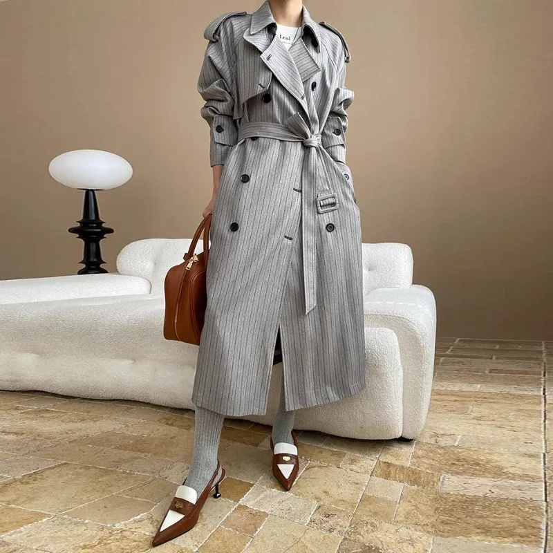 Spring and Autumn Fashion's New Mid-length Best-selling British Trench Coat for Women A Knee-length Suit Jacket for Petite Women
