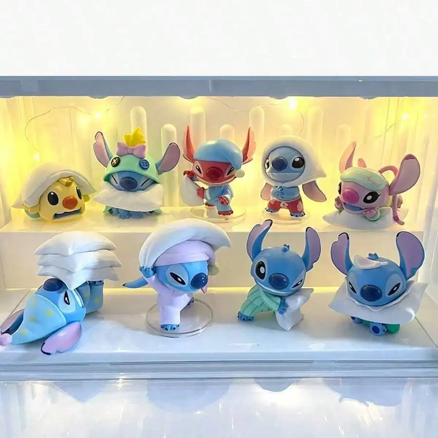 【Miniso】Lilo & Stitch Nueva Serie Pillow Wars, Caja Sorpresa con Figuras de Anime, Muñecos Coleccionables, Regalos de Cumpleaños para Niños, Regalos Navideños