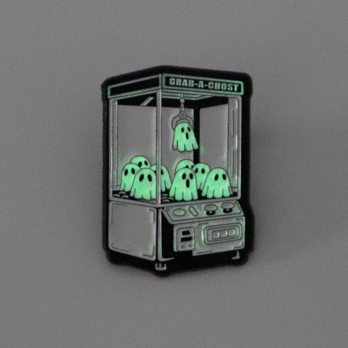 Halloween Cute Ghost Badges Briefcase Enamel Pin Lapel Pins for Backpack Women Brooch Accessories for Clothes Jewelry Gifts