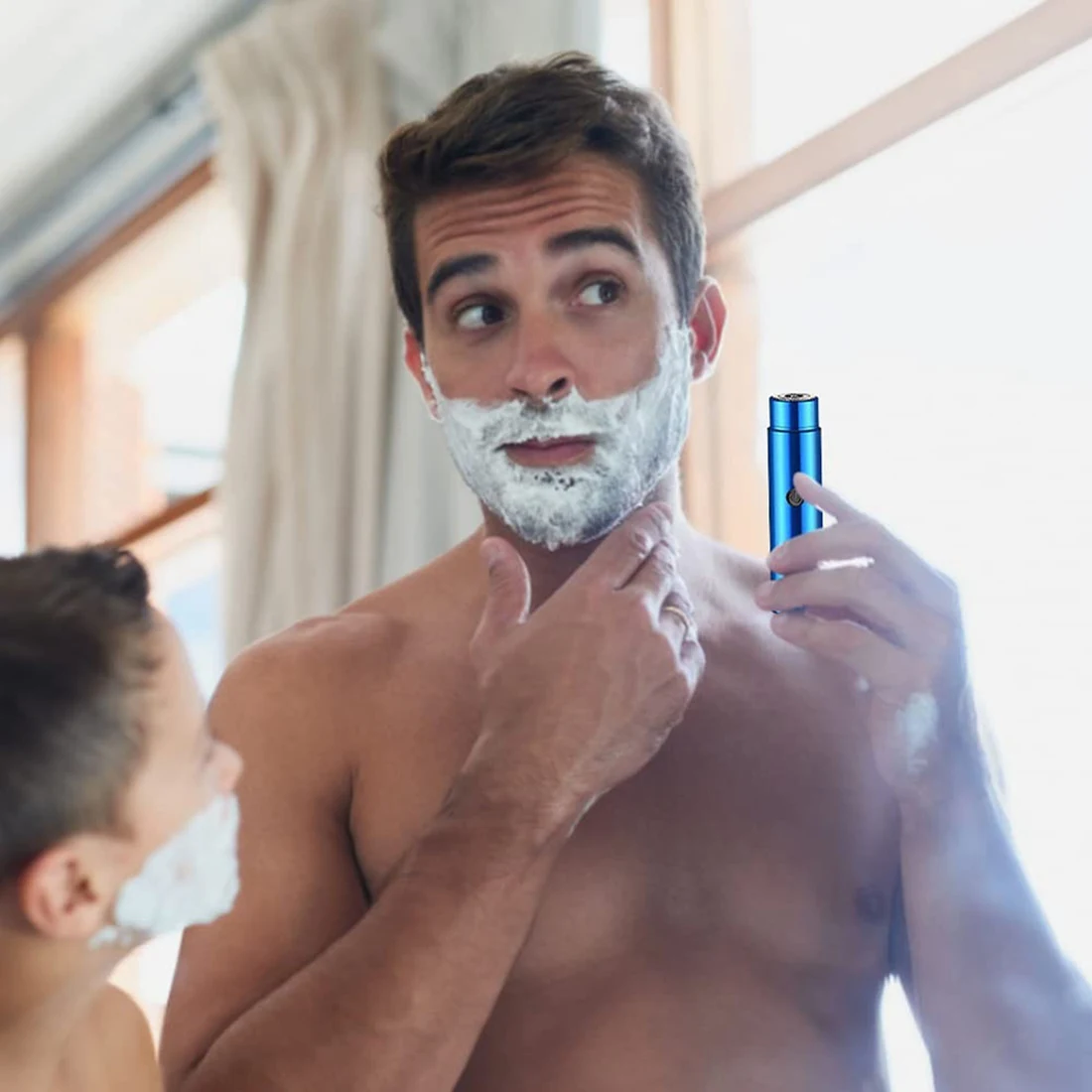 Mini Afeitadora eléctrica portátil, Afeitadora eléctrica para hombres, Afeitadora rotativa recargable para uso en seco y húmedo para viajeros Negro