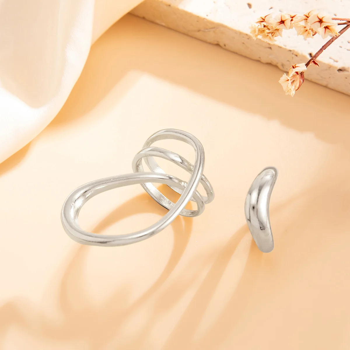 Gold Minimalist Irregular Toe Ring for Women Abstract Smooth Wrap Multi Layer Double Toe Rings Summer Beach Foot Jewelry view 4