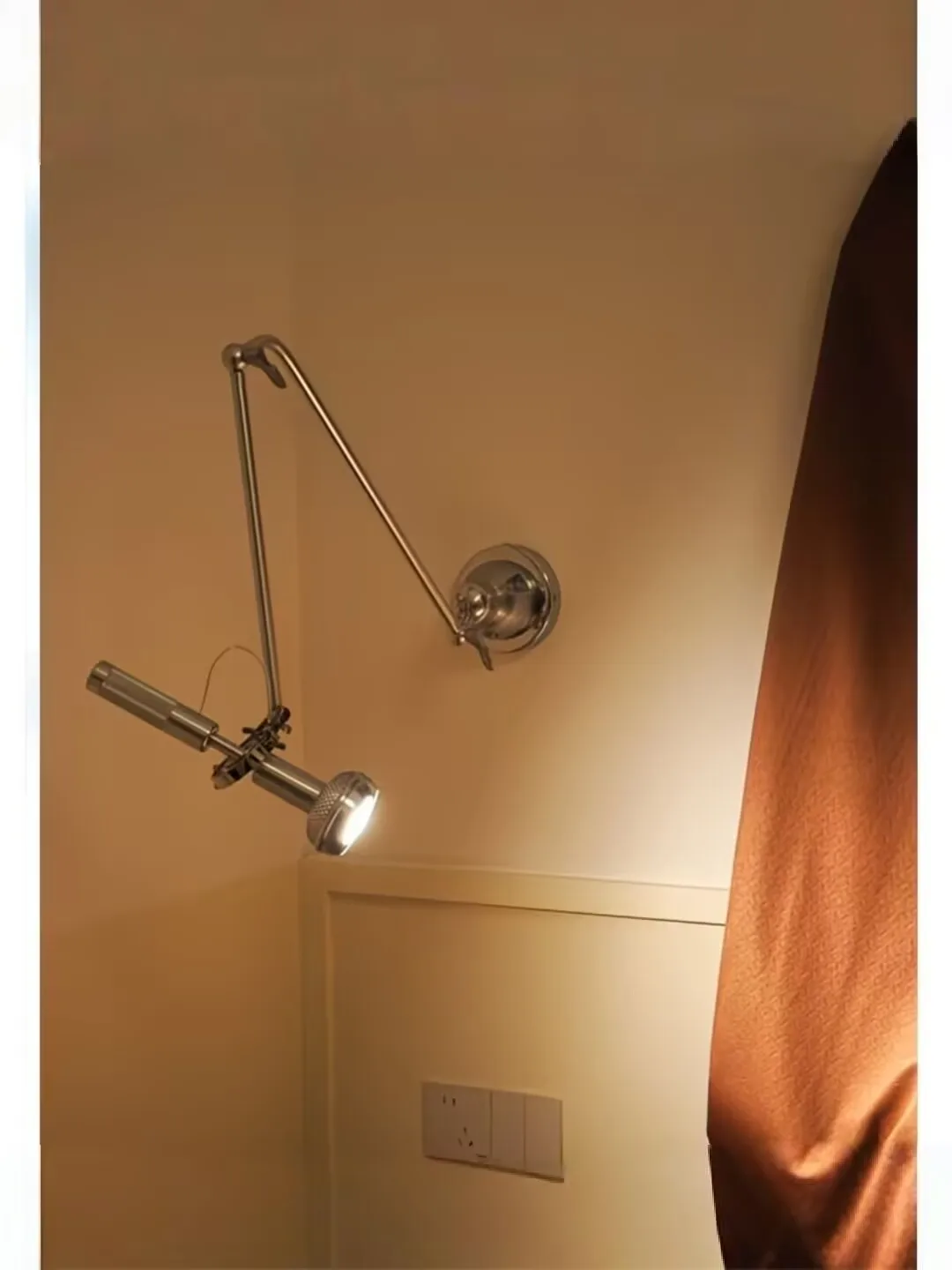Retro multi angle adjustable wall lamp, industrial style American wall lamp, Bauhaus modern bedroom bedside lamp