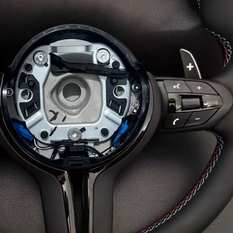 

Car Leather Steering Wheel for F30 F10 F15 F36 F01 F20 F22 F25 F31 F32 E70 E71 E90 E91 E92 X1 X2 X3 X4 X5 X6